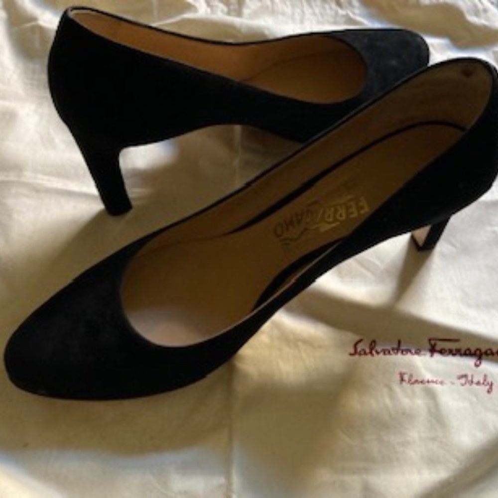 Black Suede Heels by Salvatore Ferragamo - Size 9 in Wide Width - Picture 2 of 5